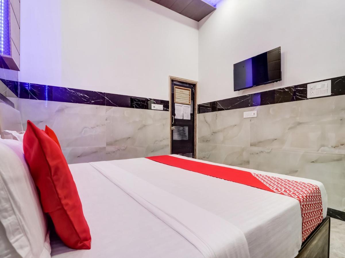 Oyo Flagship 83121 Hotel Rose Vip Sahāranpur Exterior foto