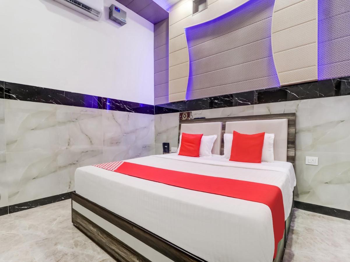 Oyo Flagship 83121 Hotel Rose Vip Sahāranpur Exterior foto